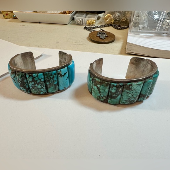 Vintage Turquoise Bangle Bracelet - Picture 5 of 5